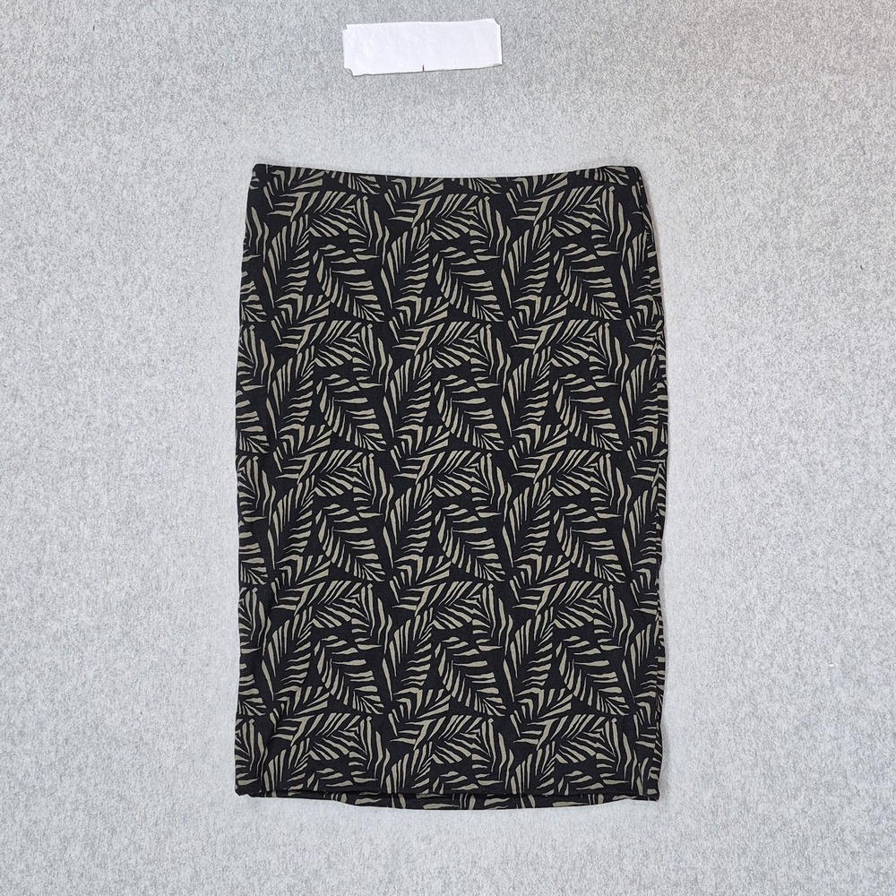 Ann Taylor LOFT Women Skirt S Black Floral Knit NWT